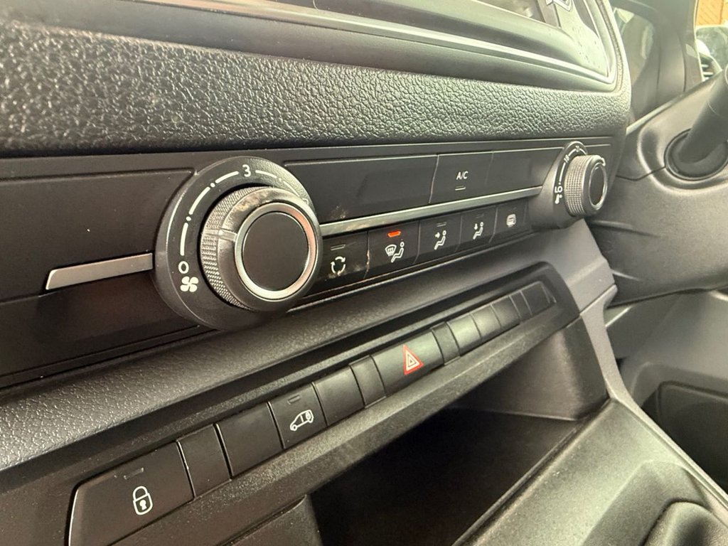 Used Vauxhall Vivaro 2021 for sale - 75947506: Photo 43