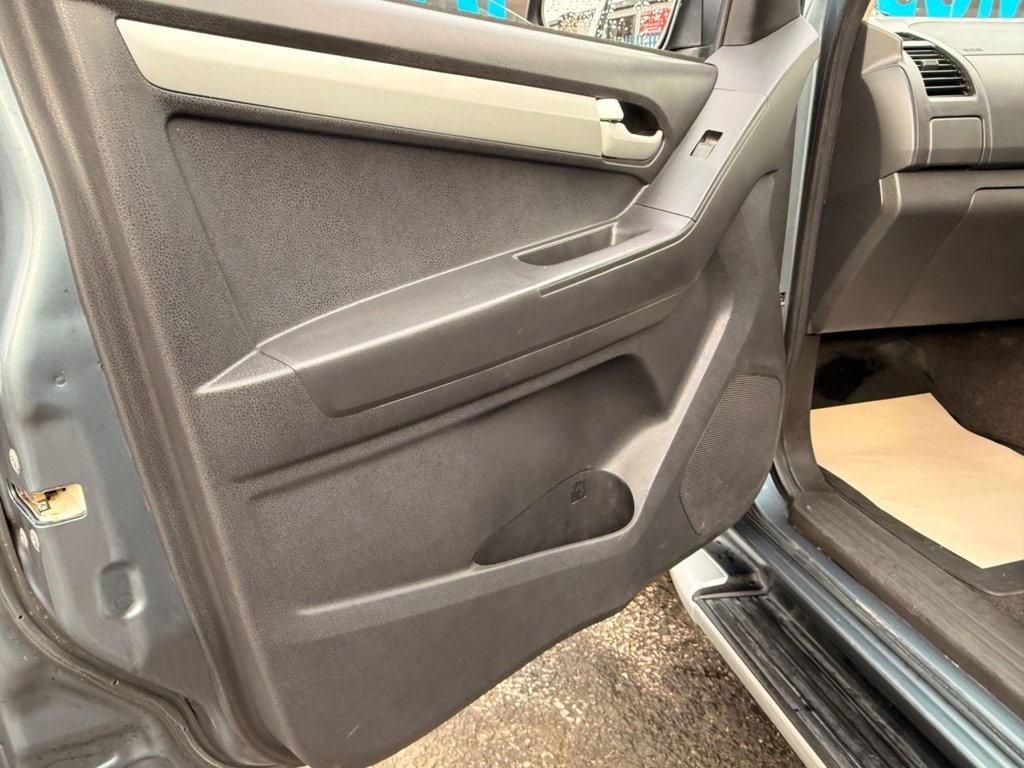 Used Isuzu D-Max 2015 for sale - 77725714: Photo 31