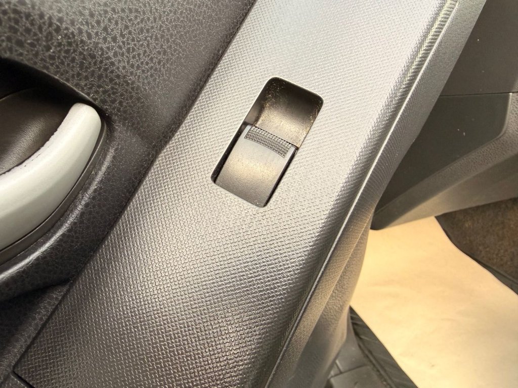 Used Isuzu D-Max 2015 for sale - 77725714: Photo 43