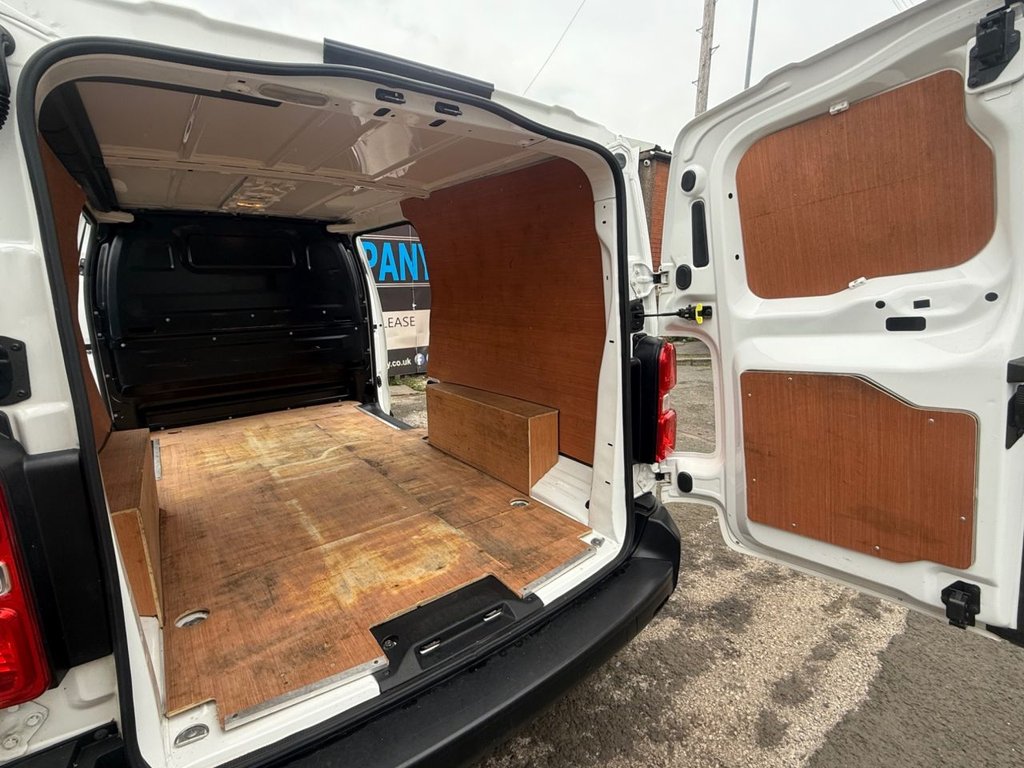 Used Vauxhall Vivaro 2020 for sale - 76098190: Photo 14