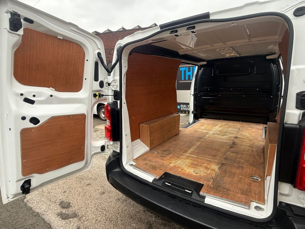 Used Vauxhall Vivaro 2020 for sale - 76098190: Photo 15