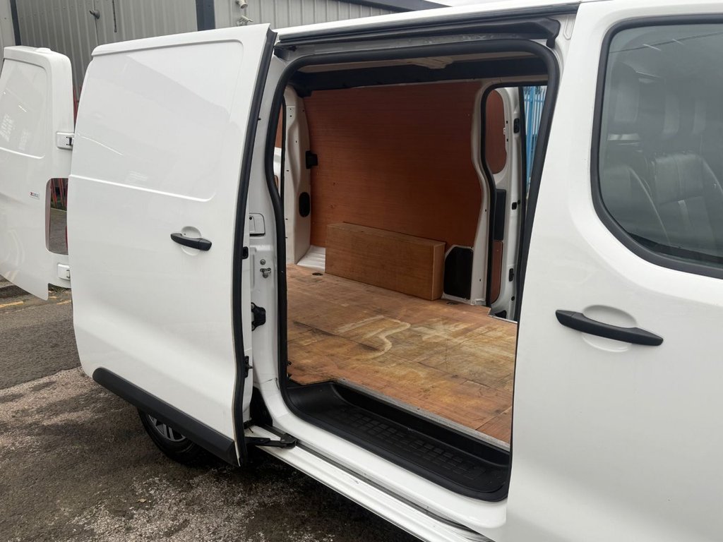 Used Vauxhall Vivaro 2020 for sale - 76098190: Photo 20