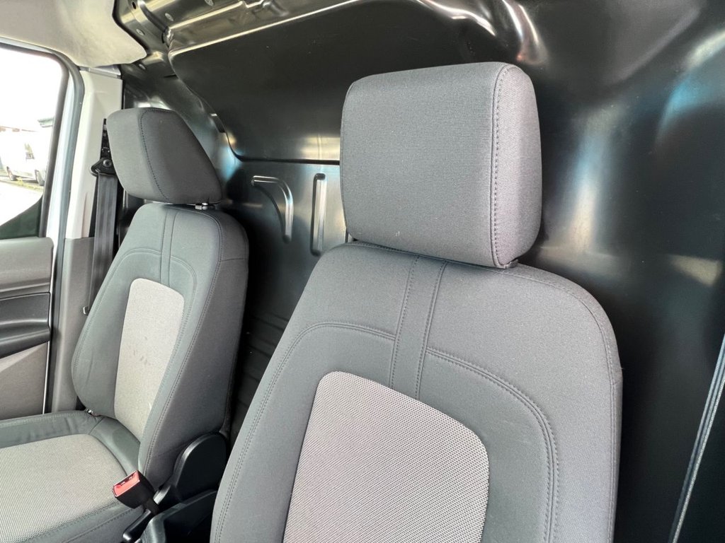 Used Ford Transit Connect 2020 for sale - 76536073: Photo 35