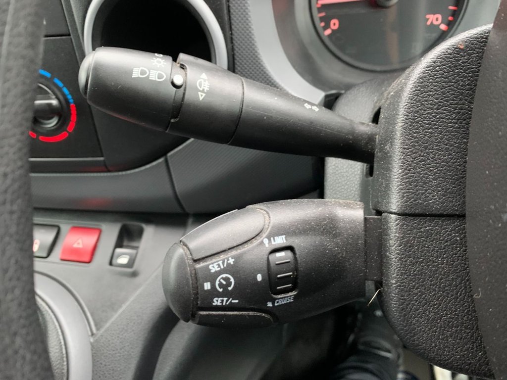 Used Peugeot Partner 2018 for sale - 76710019: Photo 39