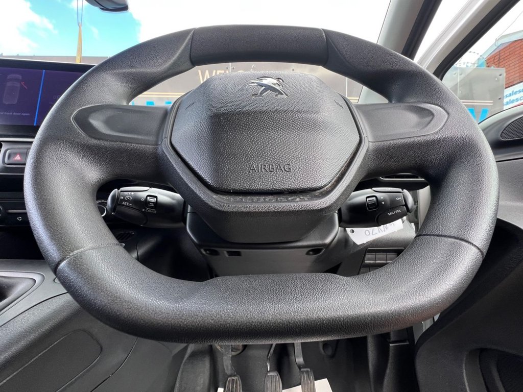 Used Peugeot Partner 2020 for sale - 75947400: Photo 47