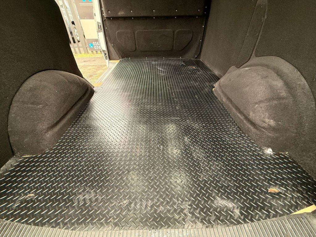 Used Volkswagen Transporter 2021 for sale - 77725807: Photo 24