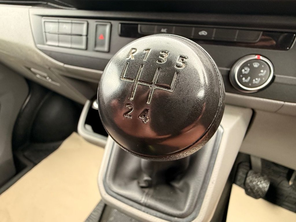 Used Volkswagen Transporter 2021 for sale - 77725807: Photo 41
