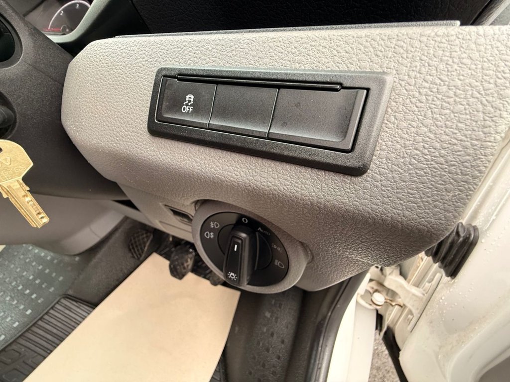 Used Volkswagen Transporter 2021 for sale - 77725807: Photo 50