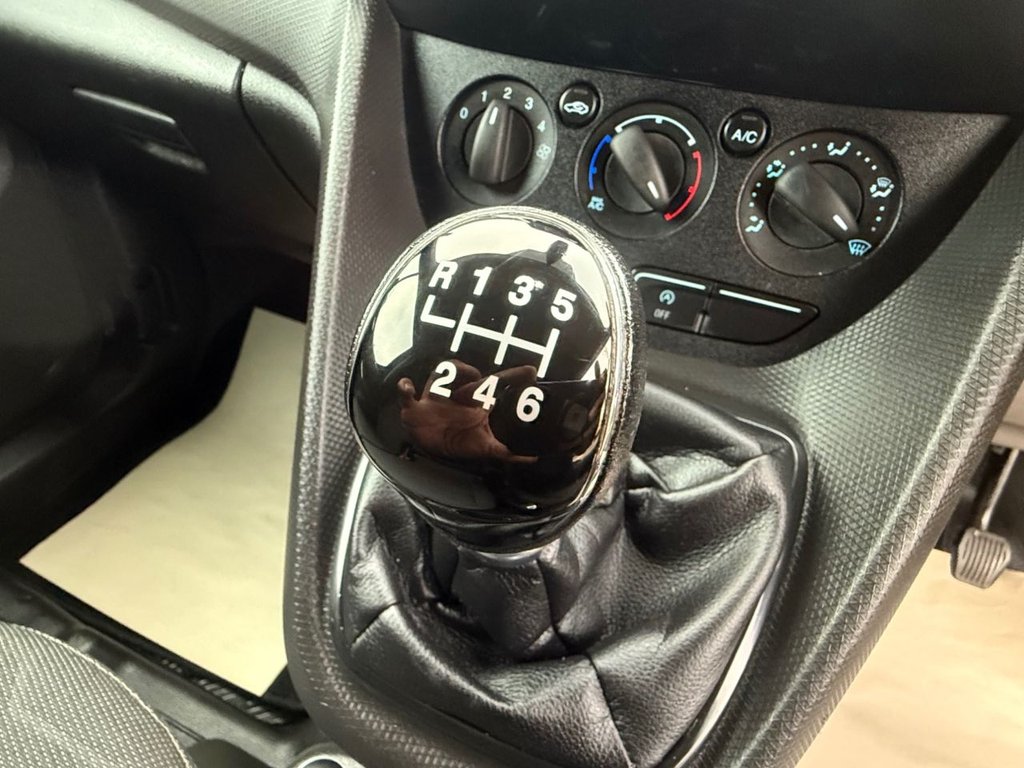 Used Ford Transit Connect 2018 for sale - 77053652: Photo 36