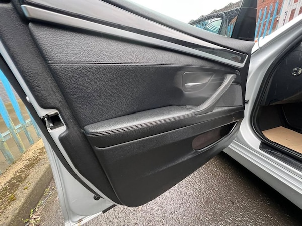 Used BMW 5 Series 2016 for sale - 73877636: Photo 42