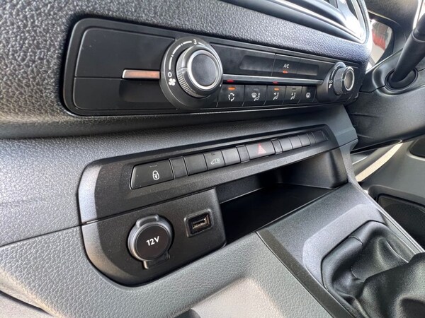 Used Peugeot Expert 2021 for sale - 75613113: Photo 37