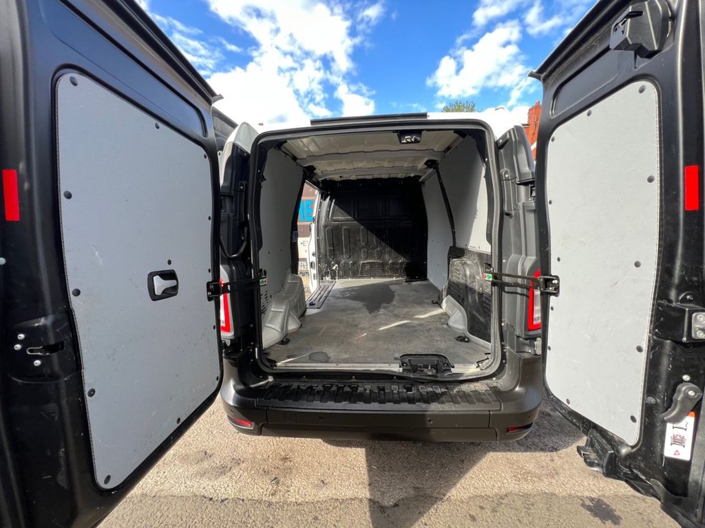 Used LEVC VN5 2021 for sale - 76888618: Photo 21