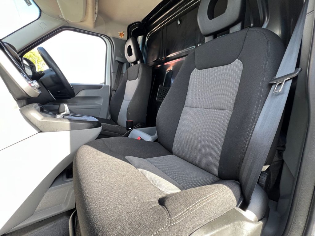 Used LEVC VN5 2021 for sale - 76888618: Photo 25