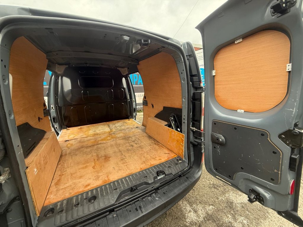 Used Renault Kangoo Maxi 2019 for sale - 77053643: Photo 22