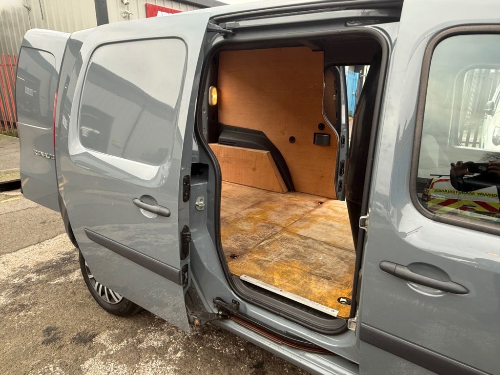 Used Renault Kangoo Maxi 2019 for sale - 77053643: Photo 27