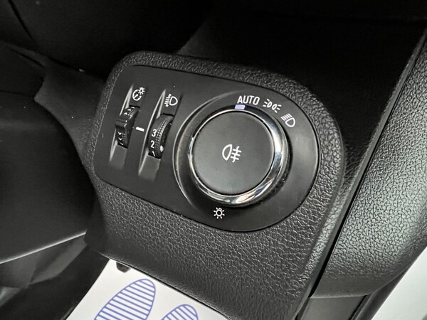 Used Vauxhall Combo 2019 for sale - 68866105: Photo 36