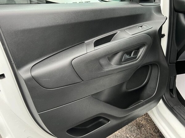 Used Vauxhall Combo 2019 for sale - 68866105: Photo 47