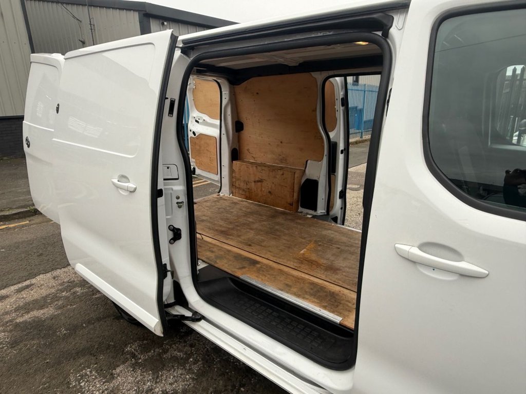 Used Vauxhall Vivaro 2022 for sale - 76118986: Photo 19