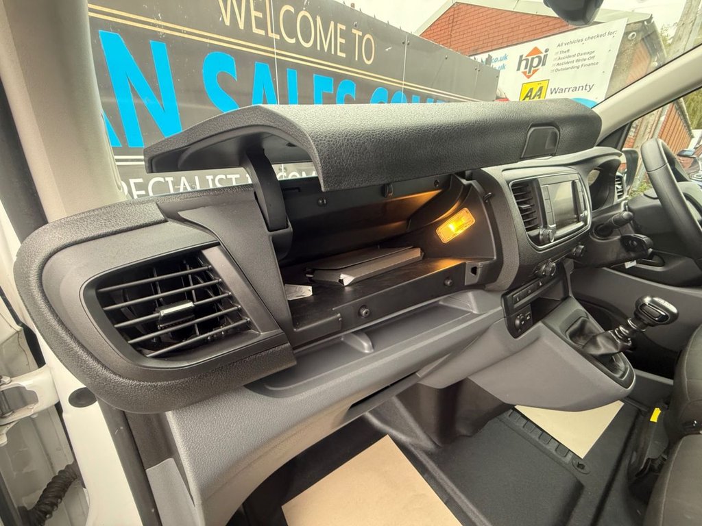 Used Vauxhall Vivaro 2022 for sale - 76118986: Photo 30