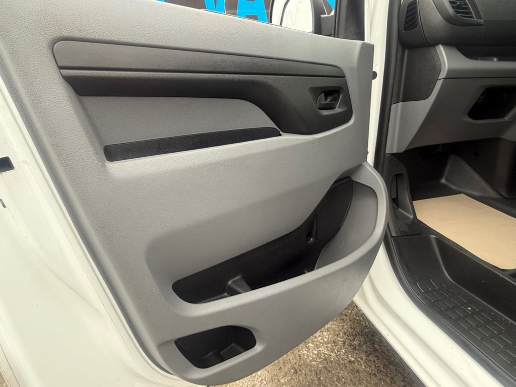 Used Vauxhall Vivaro 2022 for sale - 76118986: Photo 48