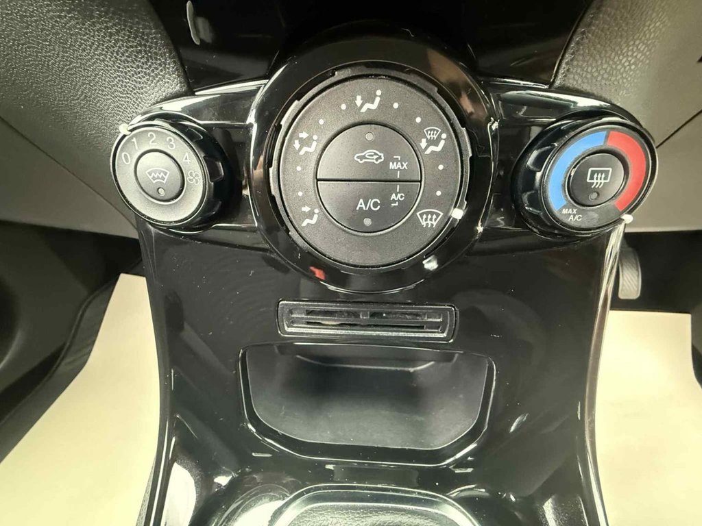 Used Ford Fiesta 2017 for sale - 76317174: Photo 35