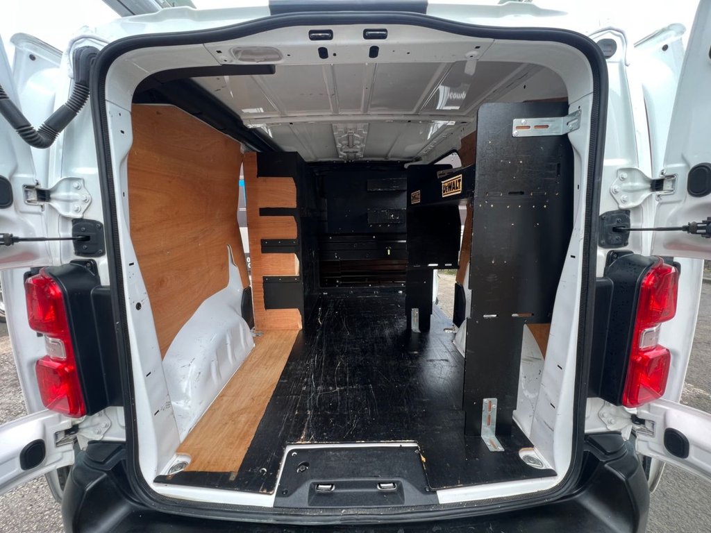 2021 Peugeot Expert 2.0 BLUE E-HDI 1400 PROFESSIONAL STANDARD PANEL VAN 6DR DIES - Picture 19 of 24