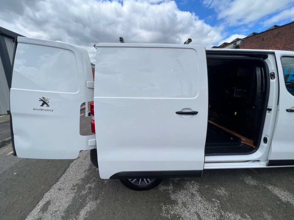 2021 Peugeot Expert 2.0 BLUE E-HDI 1400 PROFESSIONAL STANDARD PANEL VAN 6DR DIES - Picture 23 of 24