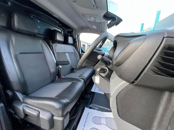 Used Vauxhall Vivaro 2019 for sale - 70261935: Photo 32