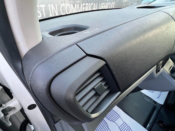 Used Vauxhall Vivaro 2019 for sale - 70261935: Photo 39