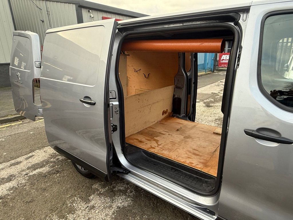 Used Peugeot Expert 2022 for sale - 77053645: Photo 18