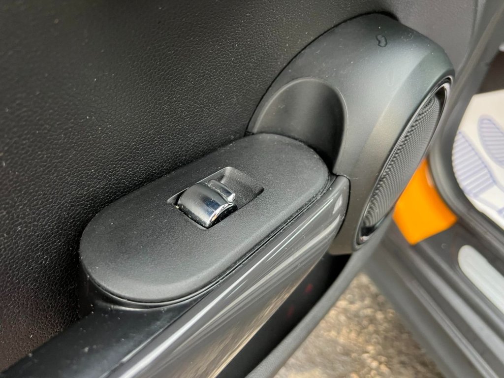 Used MINI Hatch 2015 for sale - 76710031: Photo 30