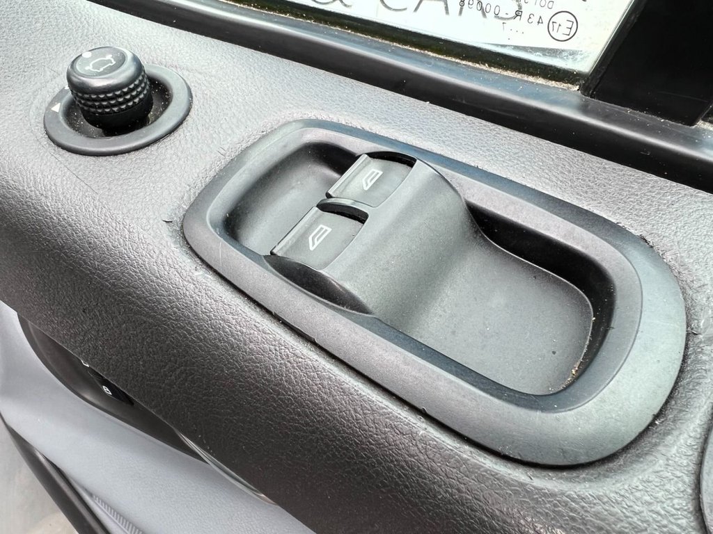 Used Ford Transit Custom 2017 for sale - 76710029: Photo 22