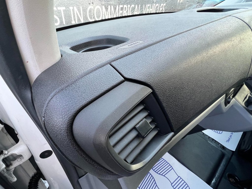 Used Vauxhall Vivaro 2019 for sale - 76710035: Photo 39