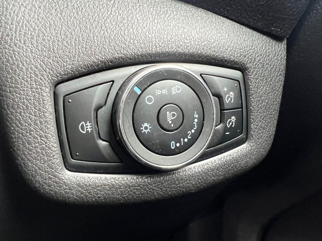 Used Ford Transit Connect 2018 for sale - 76710022: Photo 39