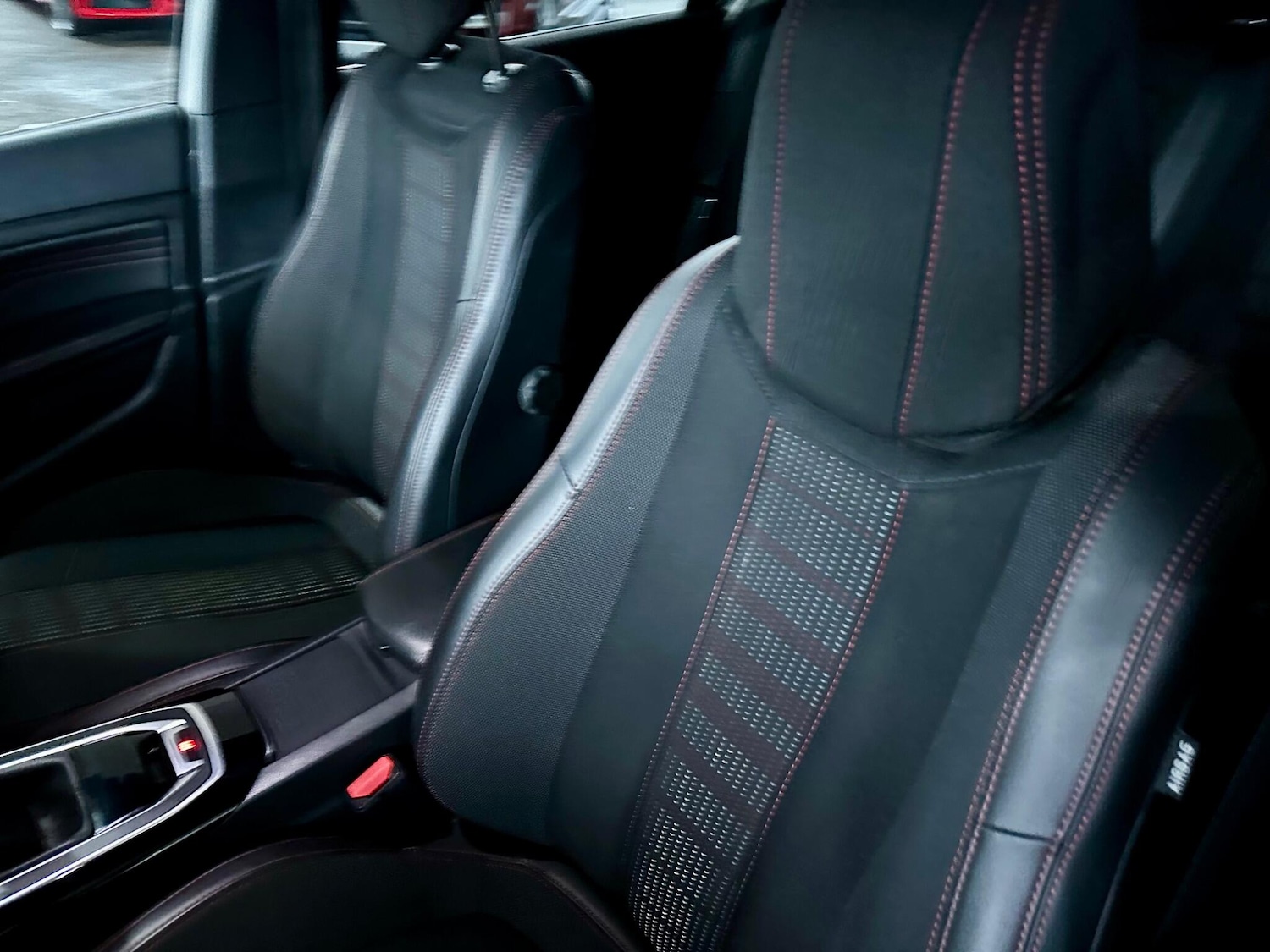 Used Peugeot 308 2016 for sale - 77040794: Photo 32