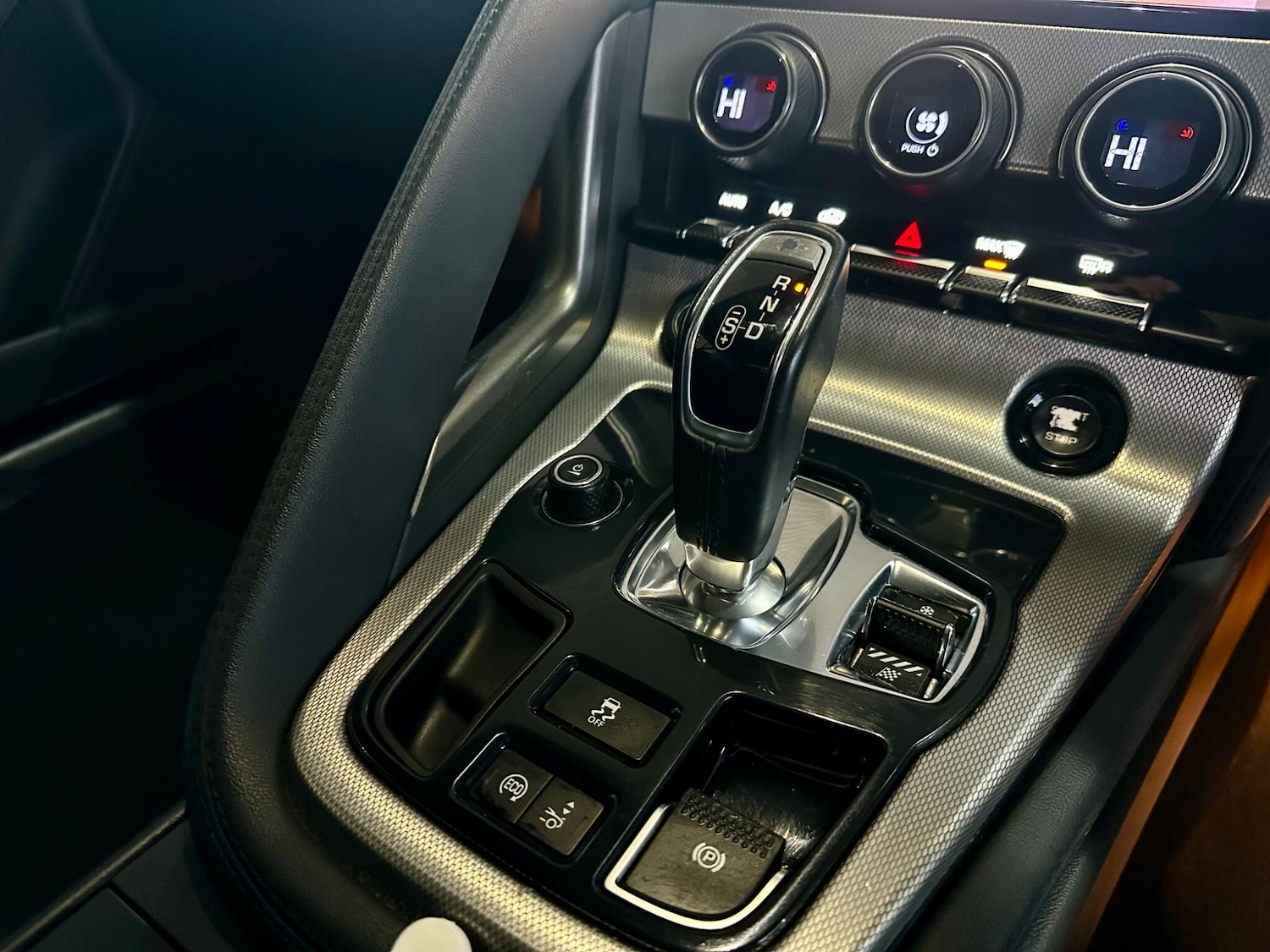 Used Jaguar F-Type 2014 for sale - 77279290: Photo 54