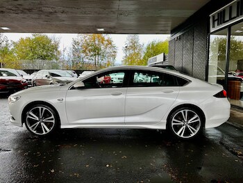 Used Vauxhall Insignia 2019 for sale - 76423327: Photo