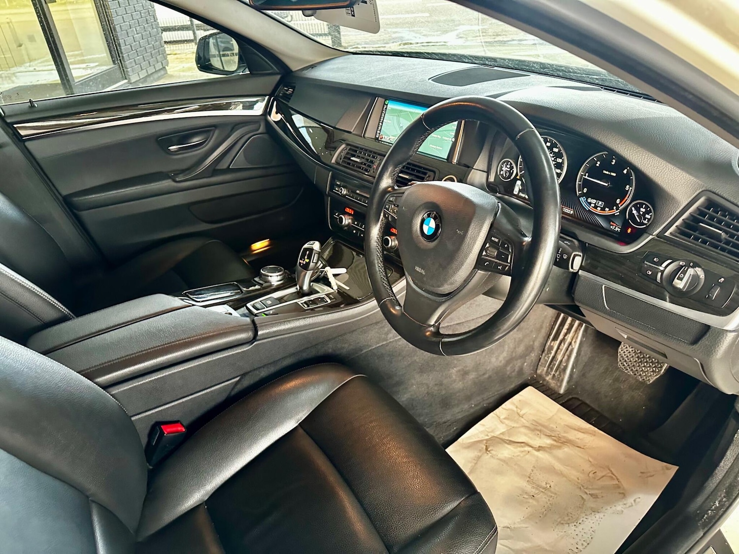 Used BMW 5 Series 2015 for sale - 77412170: Photo 32