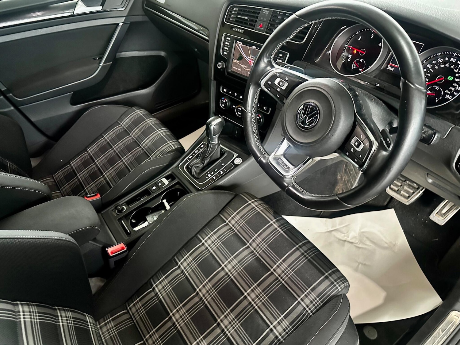 Used Volkswagen Golf 2017 for sale - 77411794: Photo 16