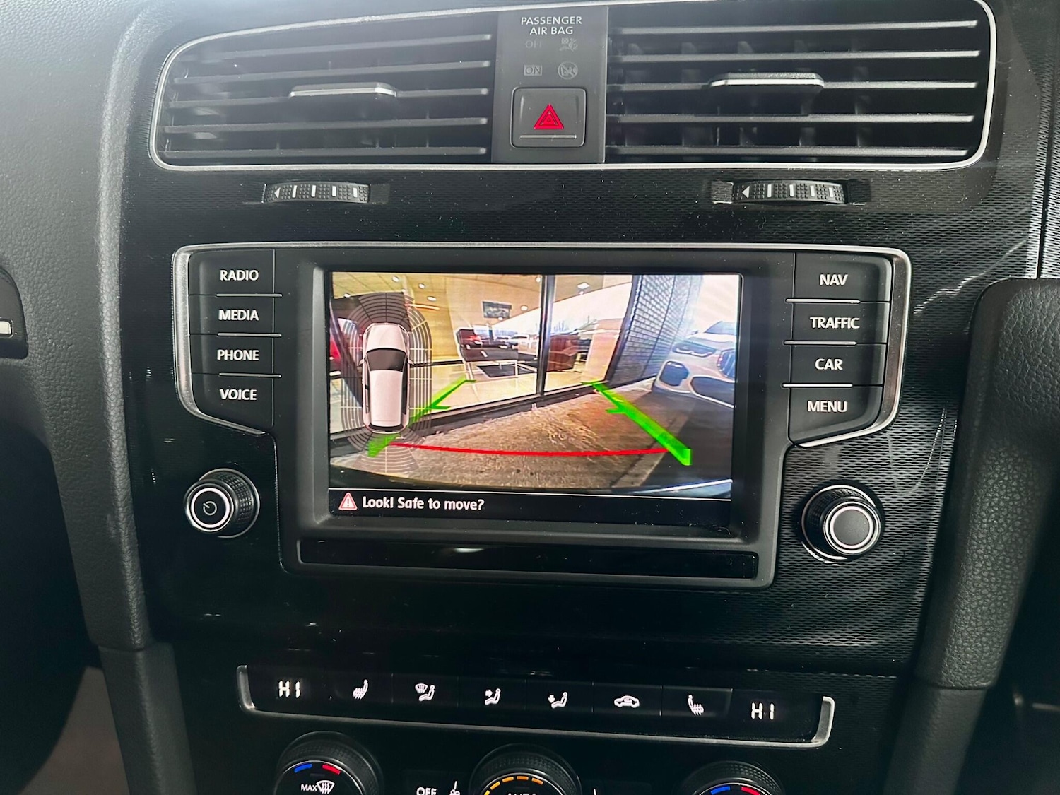 Used Volkswagen Golf 2017 for sale - 77411794: Photo 17