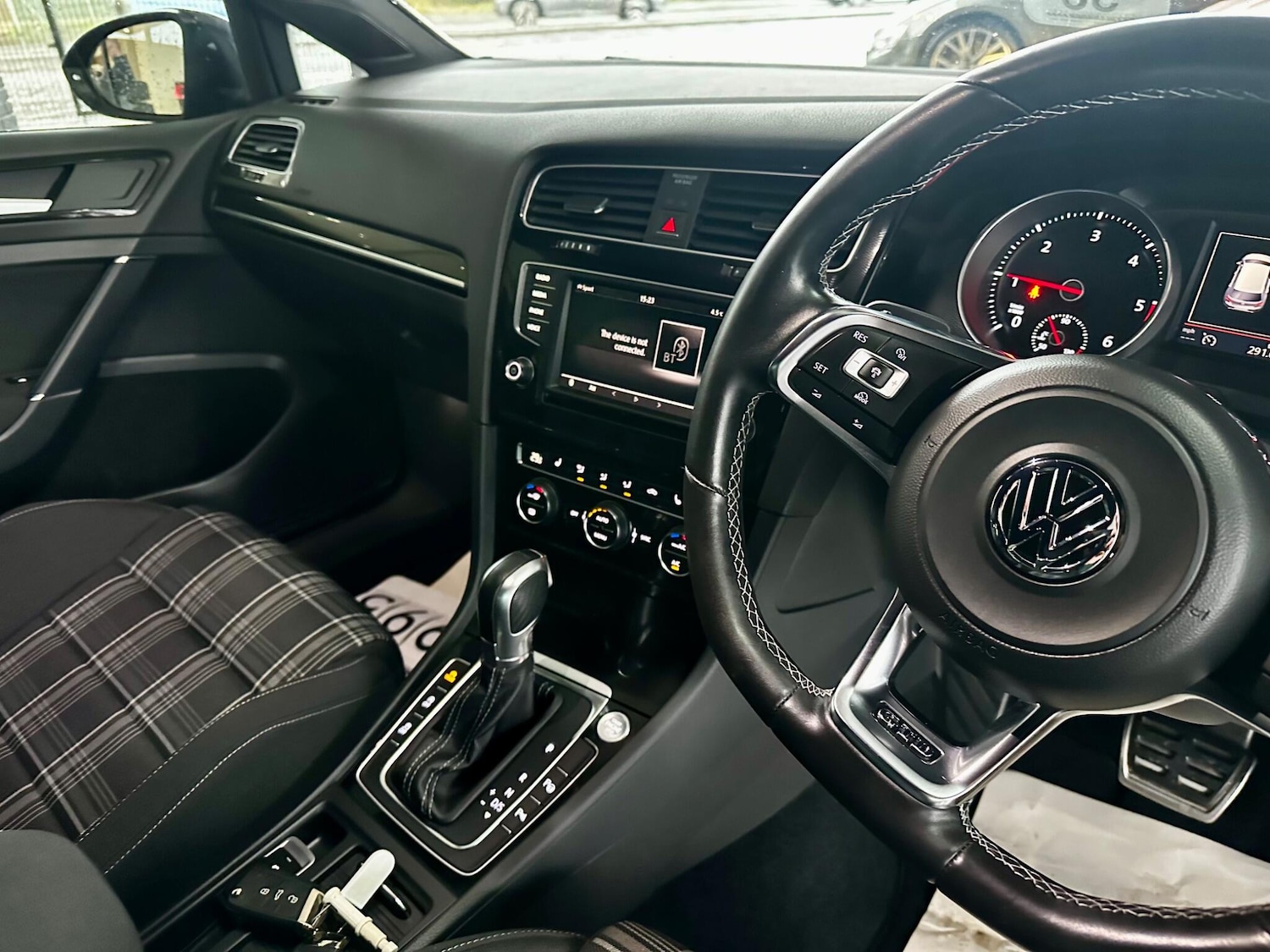 Used Volkswagen Golf 2017 for sale - 77411794: Photo 26