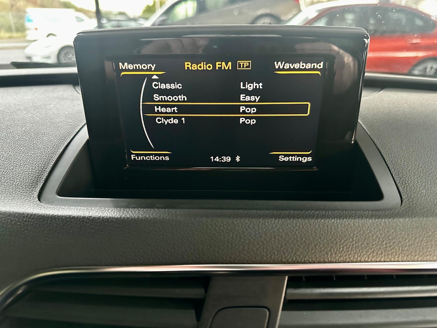 Used Audi Q3 2013 for sale - 77215715: Photo 41