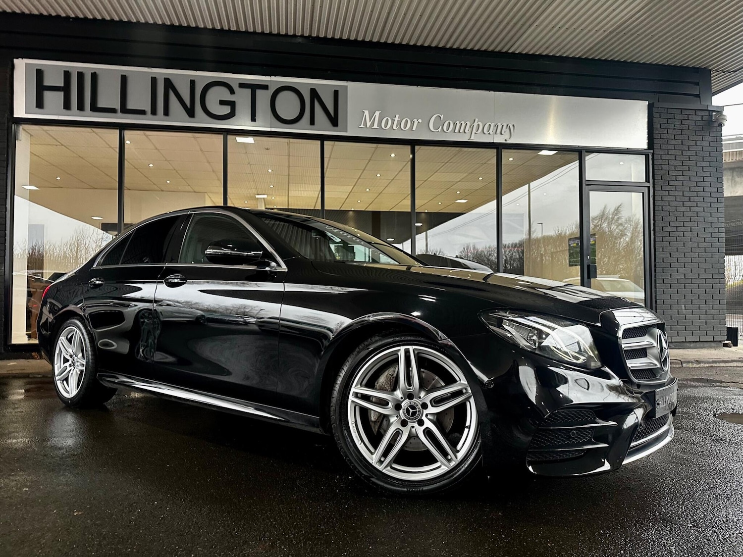 Used Mercedes-Benz E Class 2017 for sale - 76926140: Photo 4