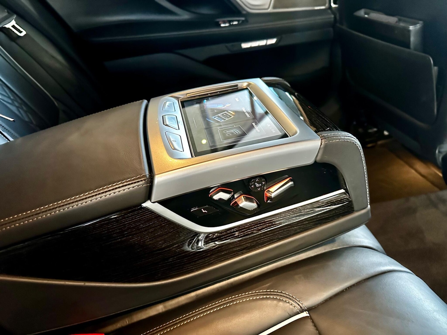 Used BMW 7 Series 2017 for sale - 77537479: Photo 51