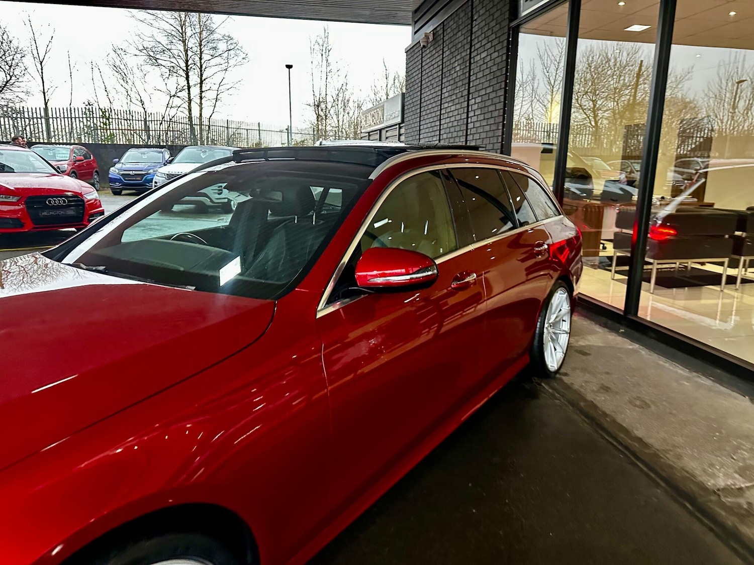 Used Mercedes-Benz E Class 2018 for sale - 77131237: Photo 11