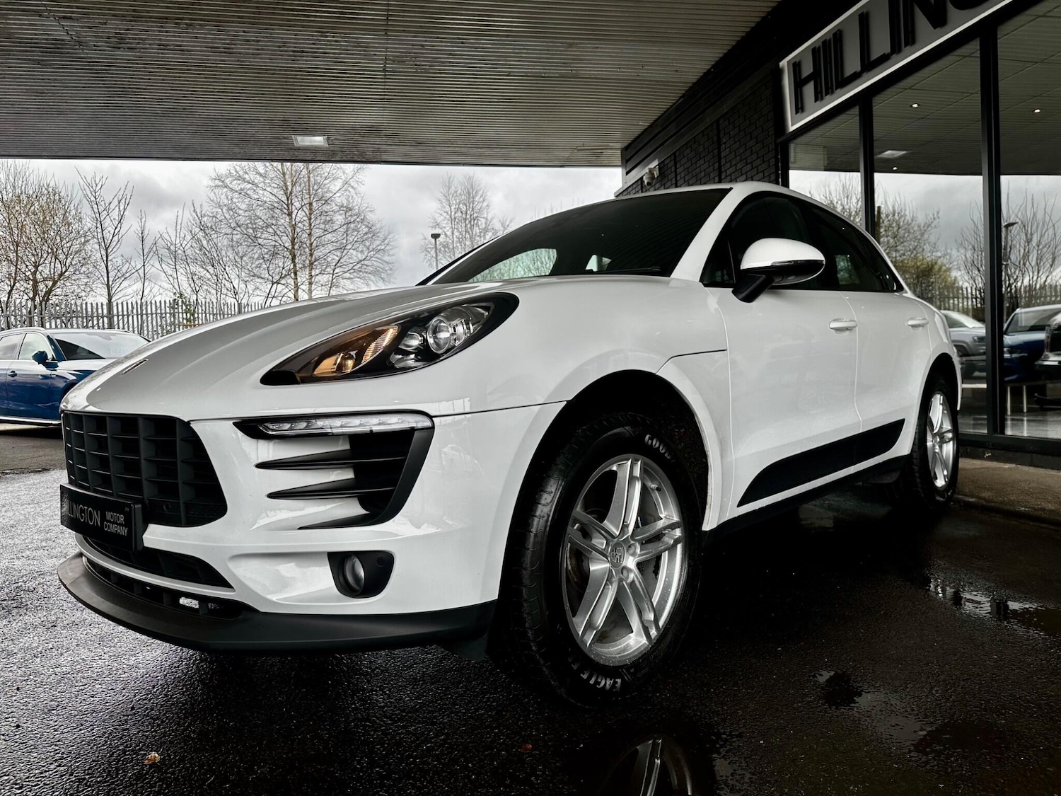 Used Porsche Macan for sale - 78156605: Photo 2