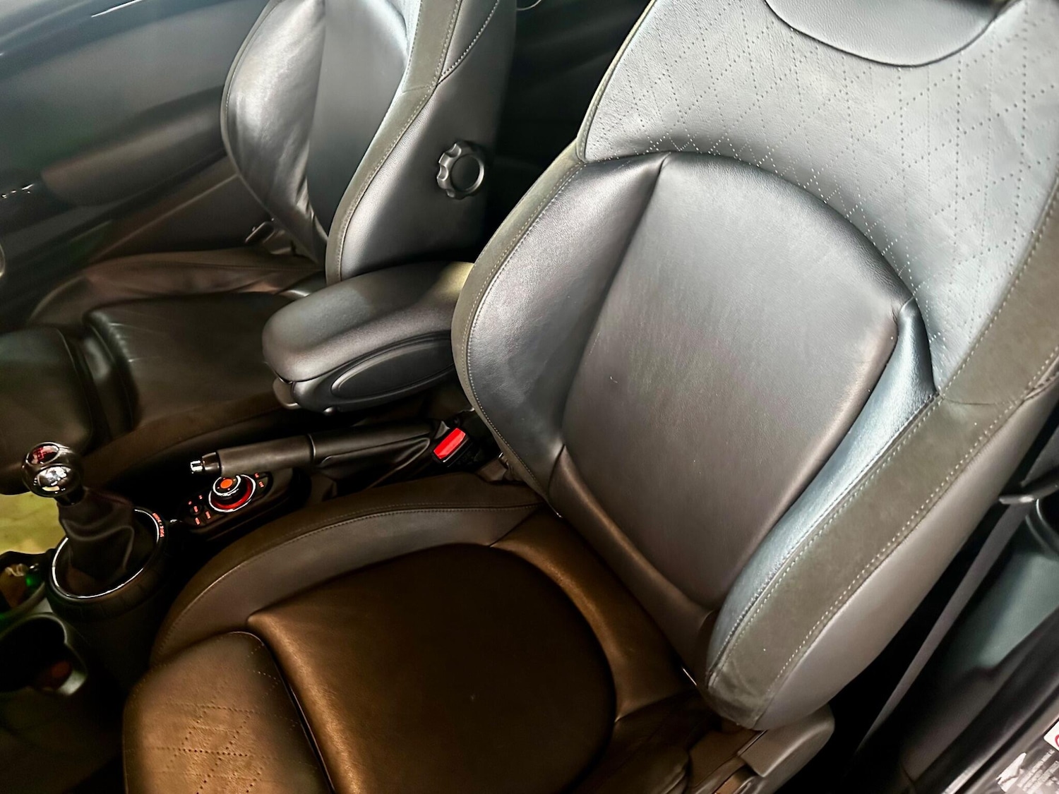 Used MINI Hatch 2014 for sale - 76215378: Photo 24