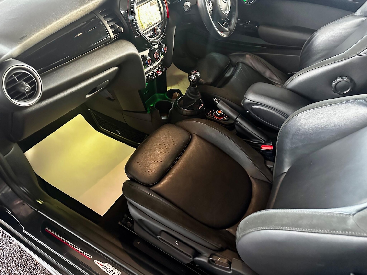 Used MINI Hatch 2014 for sale - 76215378: Photo 25