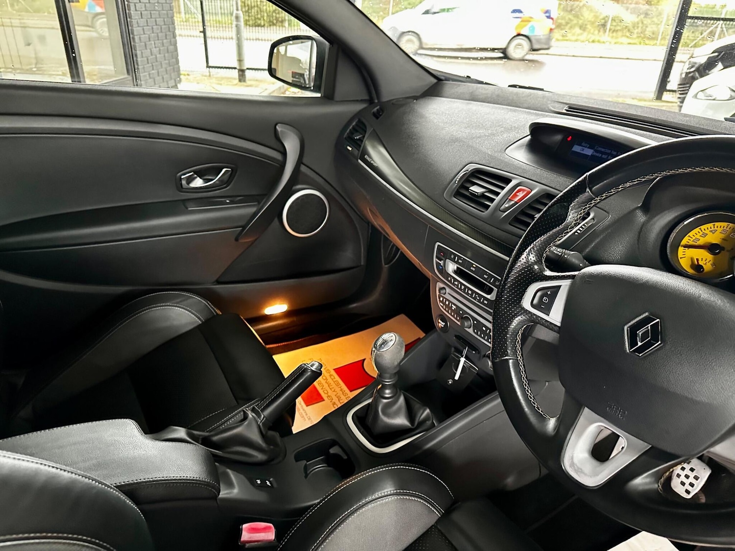 Used Renault Megane 2011 for sale - 76997457: Photo 33