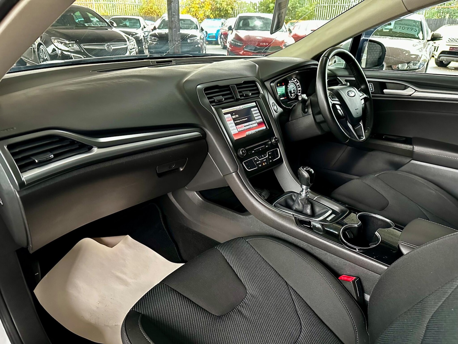 Used Ford Mondeo 2016 for sale - 76152439: Photo 18